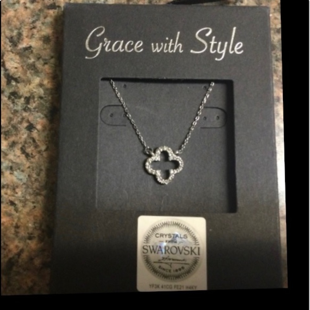 NIB Swarovski Crystals necklace